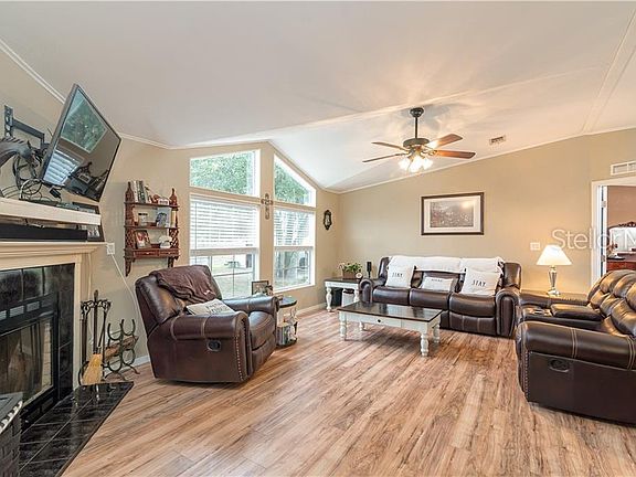 5th image of 39515 Eastwind Dr