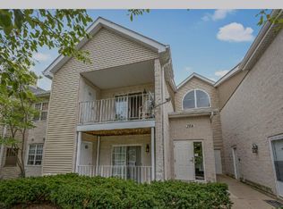 764 N Gary Ave UNIT 111, Carol Stream, IL 60188