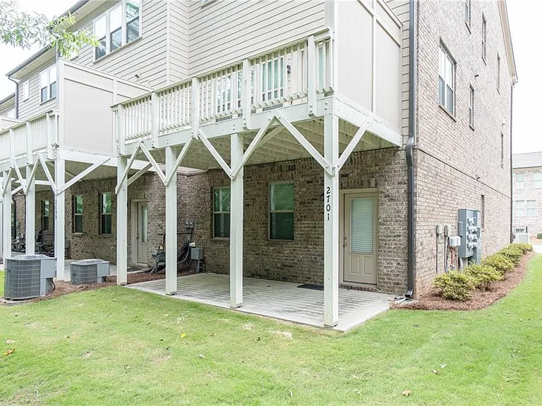 2701 Cedar Pine Way — Photo 44