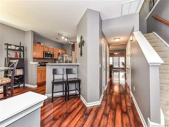 2nd image of 9568 Glenashley Dr