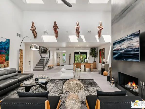 2560 W La Condesa Dr, Palm Springs, CA 92264