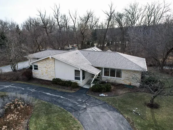 2805 Santa Barbara DRIVE, Brookfield, WI 53005