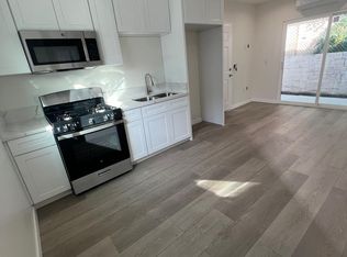 7420 Vineland Ave, Sun Valley, CA 91352