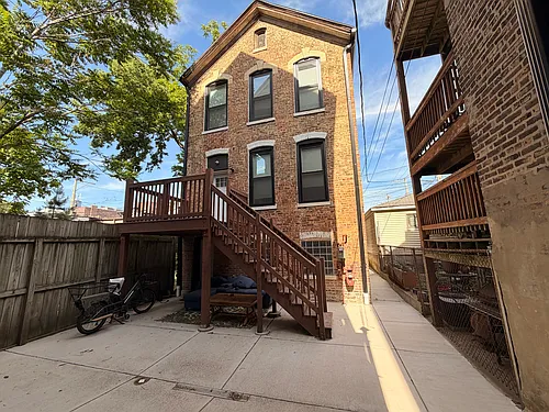 1645 S Miller St #2R Photo 1 1645 S Miller St #2R Photo 1