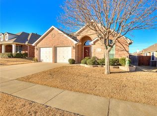 6211 Crestmont Ln, Sachse, TX 75048