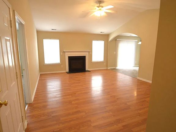 2nd image of 2942 Deep Cove Dr NW