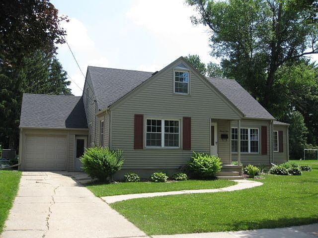 1st image of 1309 Neenah St