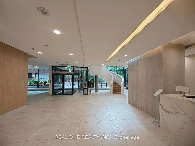 28 Ted Rogers Way #3706 — Photo 13
