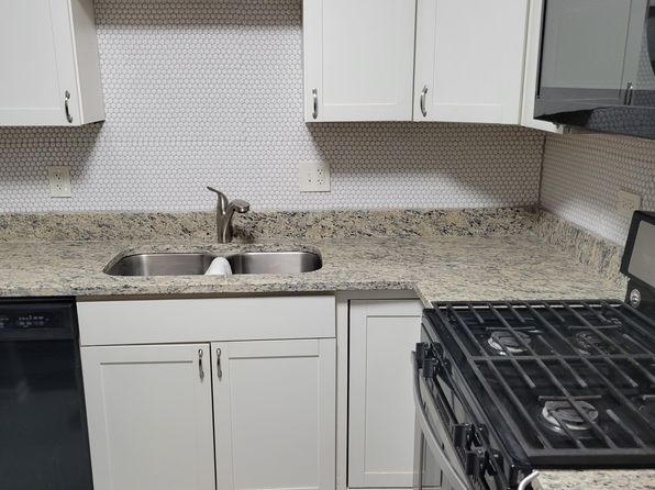 9S116 S Frontage Rd APT 104