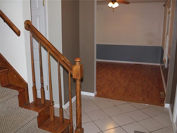 5th image of 2613 W Chelsea Dr
