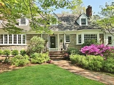 320 Brookmere Ct, Ridgewood, NJ, 07450
