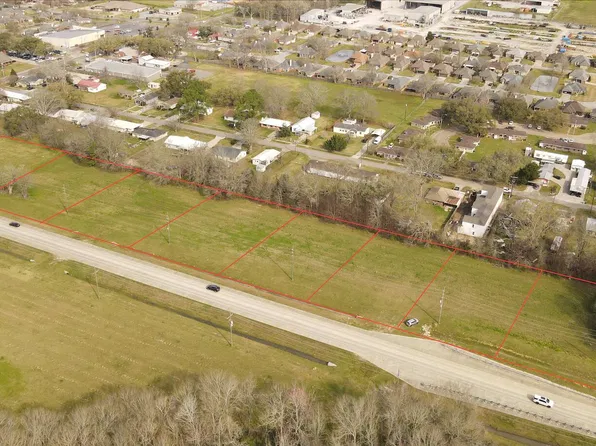 168 Iberia St, Youngsville, LA 70592