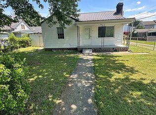 2 27th St, Huntington, WV 25702