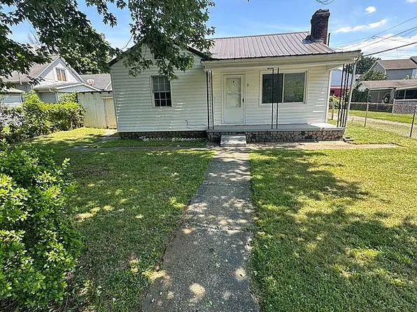 2 27th St, Huntington, WV 25702