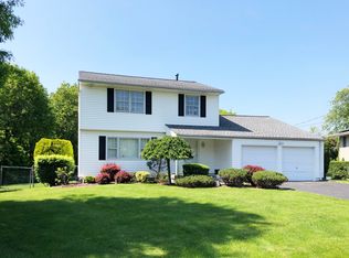 10 Henry St, Orangeburg, NY