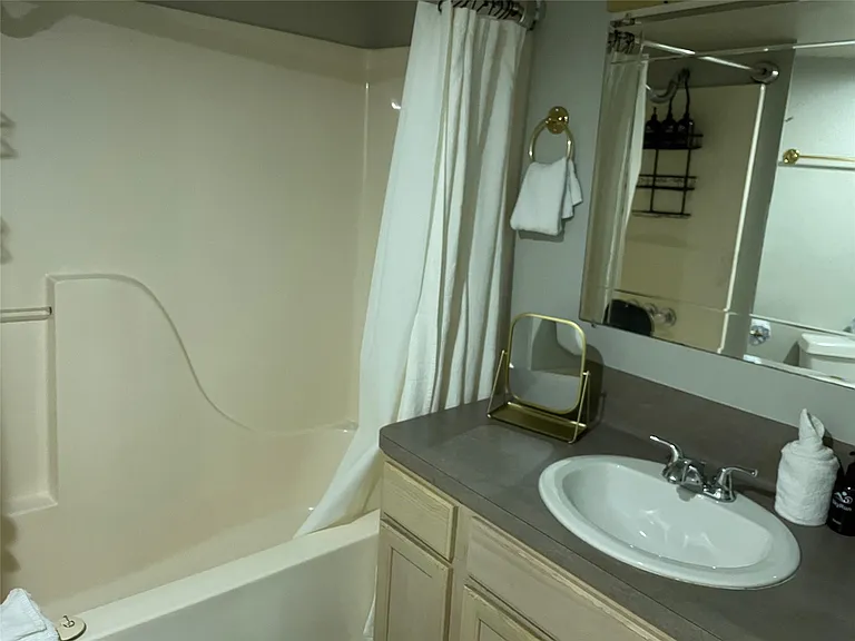 2118 Strand St #207 — Photo 19