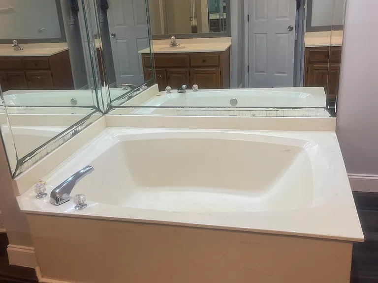 5035 Highland Hills Pkwy — Photo 39