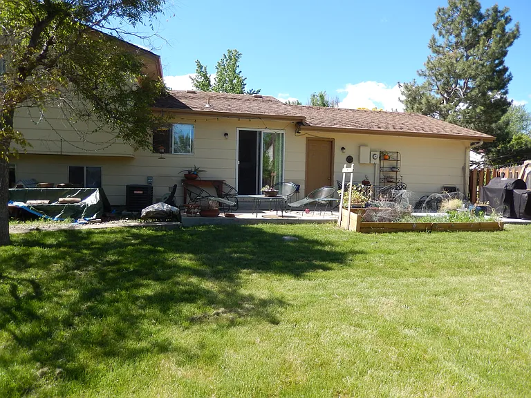 243 Vulcan St — Photo 2