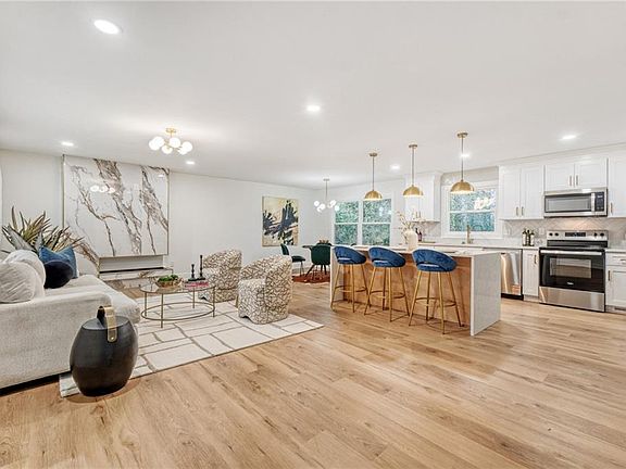 5th image of 3045 Weslock Cir