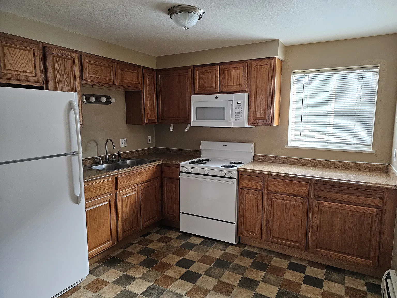 2610 King St #1 — Photo 4