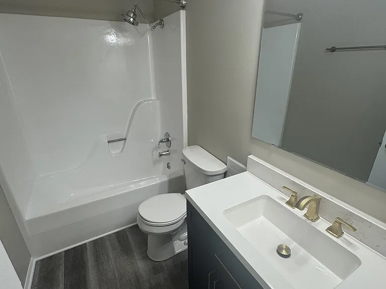 1321 Autumn Ave #3 — Photo 9