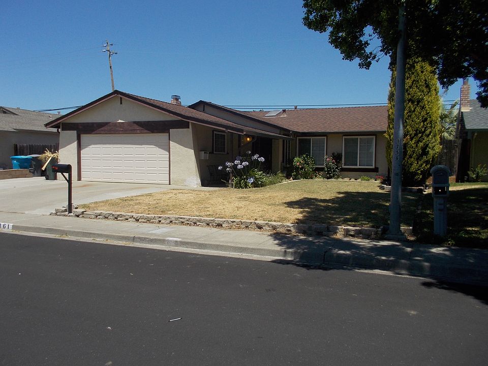 1st image of 161 Jennifer Ln