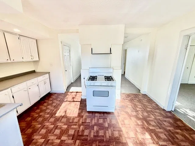 2 bed, 9999 sqft, $2,150 — Photo 1