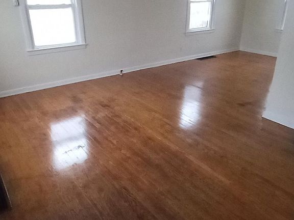 4th image of 316 E Parkland Ave