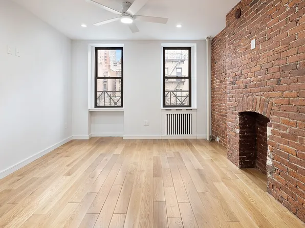 218 E 82nd St APT 4FE, New York, NY 10028