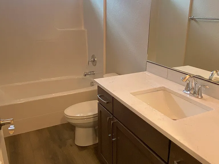 Thayer Farms Rental Homes — Photo 73