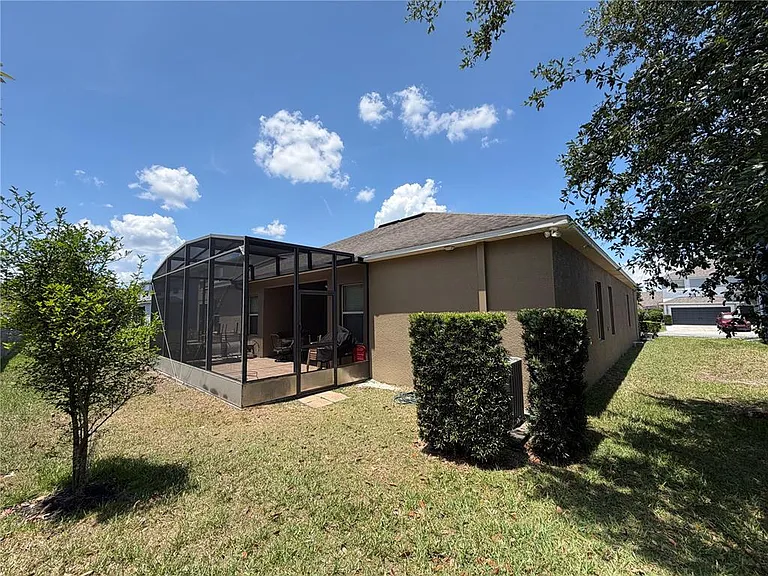 5265 Cortland Dr — Photo 36
