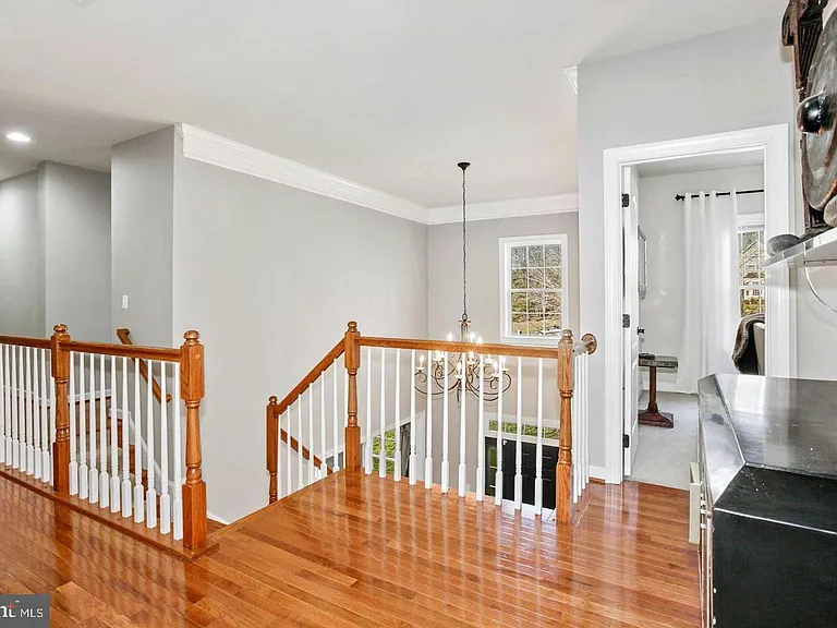 5401 Tomlinson Dr — Photo 10