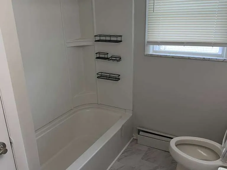 Rockwell Pointe Apartments — Photo 6