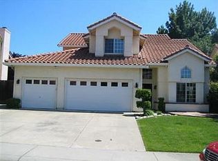 2808 Club Dr, Rocklin, CA 95765