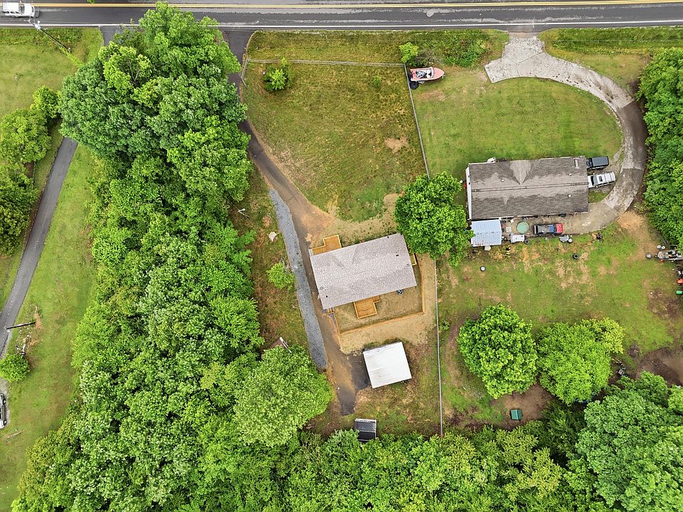 1st image of 1301 River Rd