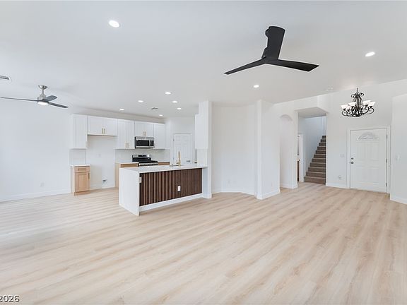 3rd image of 9025 Mossy Hollow Ave