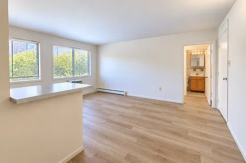 Floor plan 208