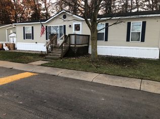 272 Hunters Rill, Oxford, MI 48371