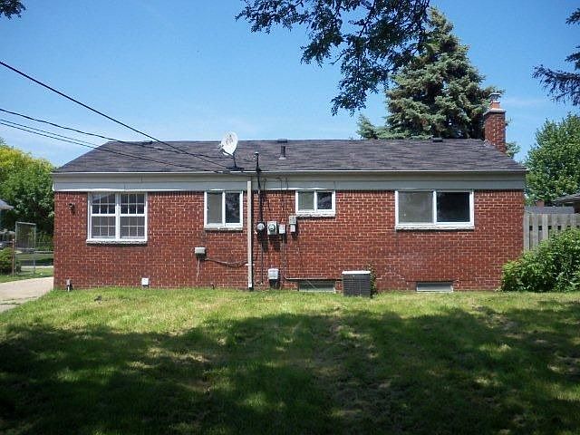 2nd image of 17130 Hans Dr