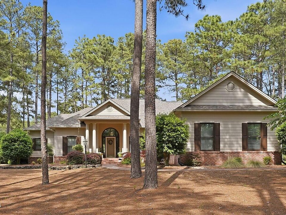 1st image of 52 Greyabbey Drive