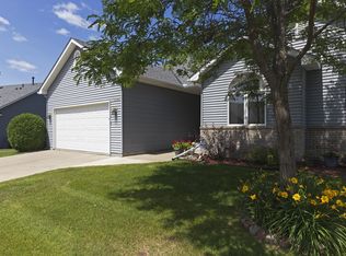 112025 Hidden Creek Pl, Chaska, MN 55318