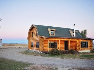 672 Road 8, Powell, WY 82435