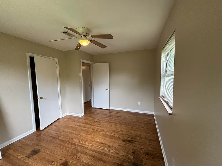 612 Hardwicke Dr — Photo 3