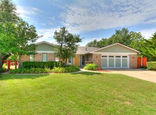 6112 Shaftsbury Rd, Oklahoma City, OK 73132