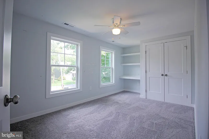 Thumbnail 16