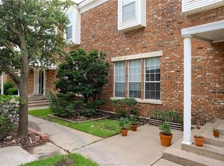 400 Nagle St APT 107, College Station, TX 77840