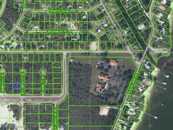 102 Key Largo Ct NE, Lake Placid, FL 33852