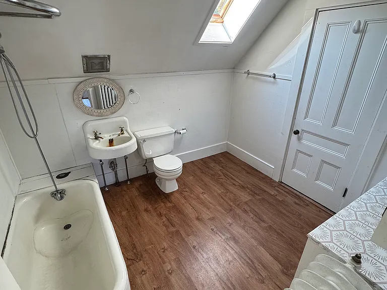 683 State St #3 — Photo 7