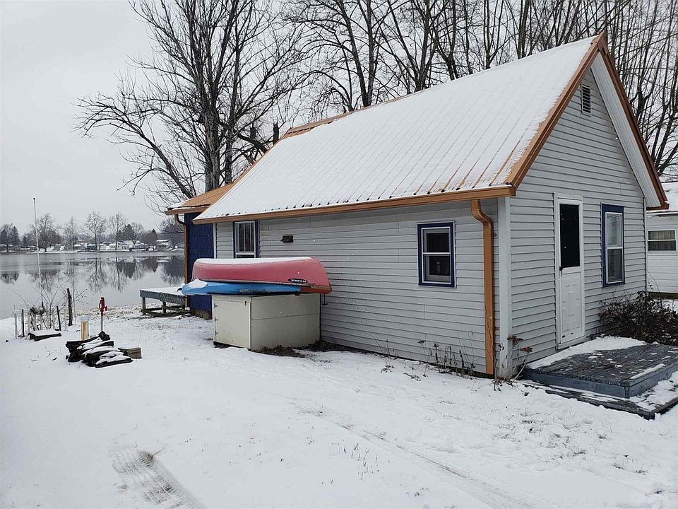 1st image of 1551 S Lakeshore Dr