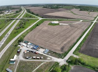 4299 Lewis Access Rd, Center Point, IA 52213